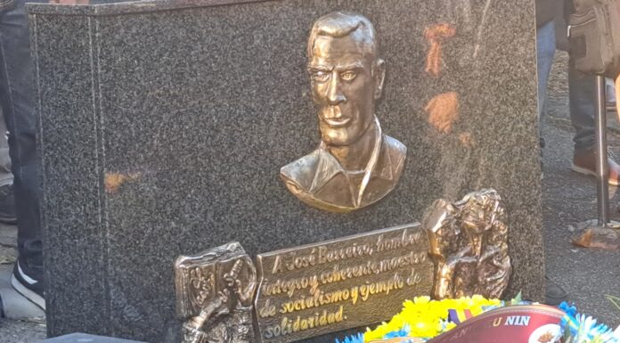 El retorno del Maestro de Sama: José Barreiro descansa por fin en su tierra asturiana